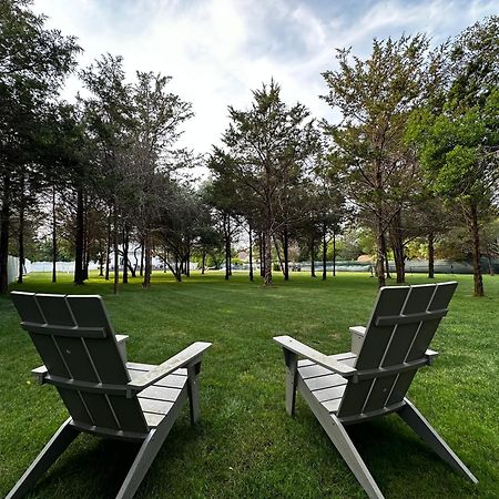 North Fork House For Rent Villa Mattituck Bagian luar foto