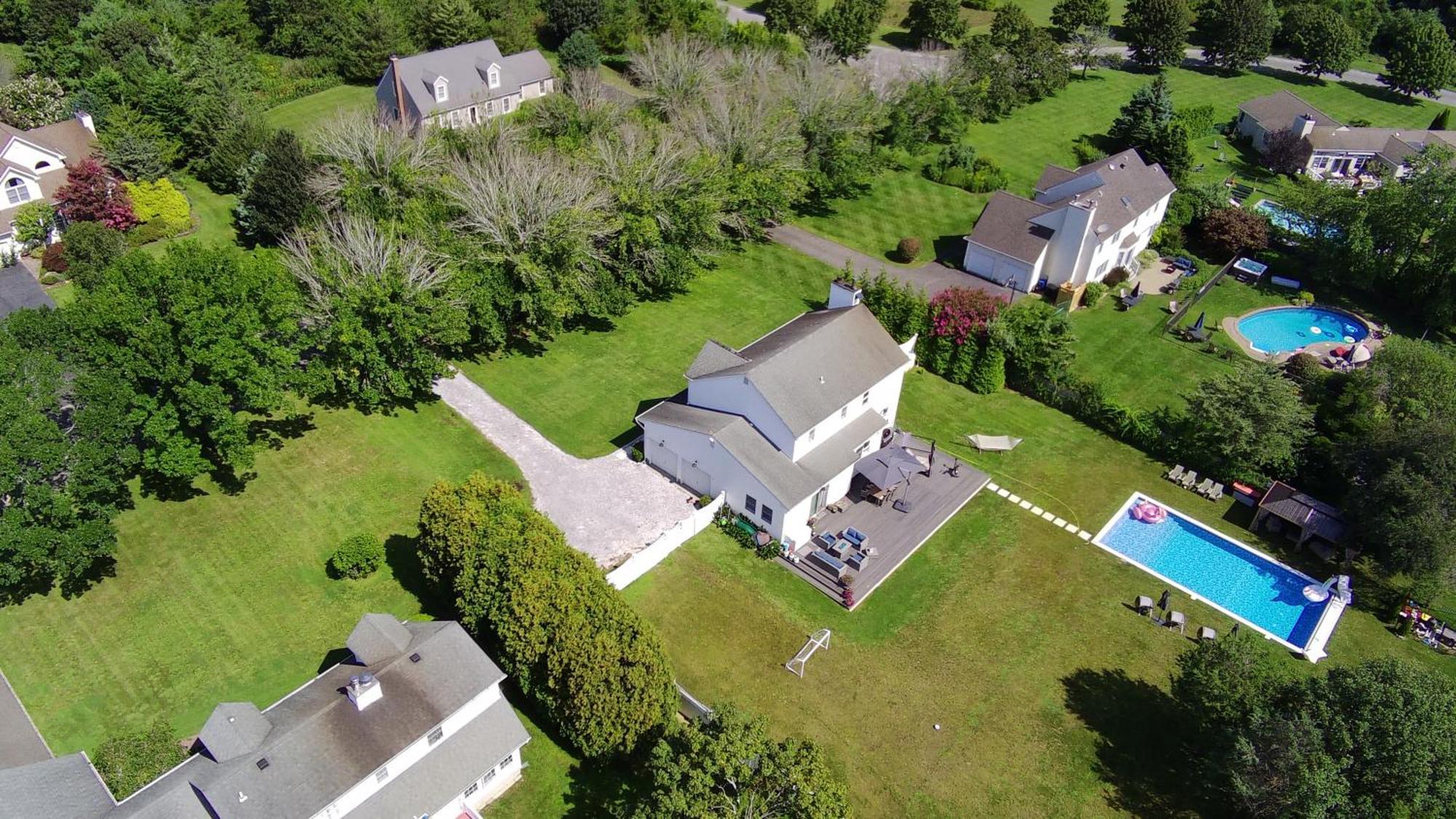 North Fork House For Rent Villa Mattituck Bagian luar foto