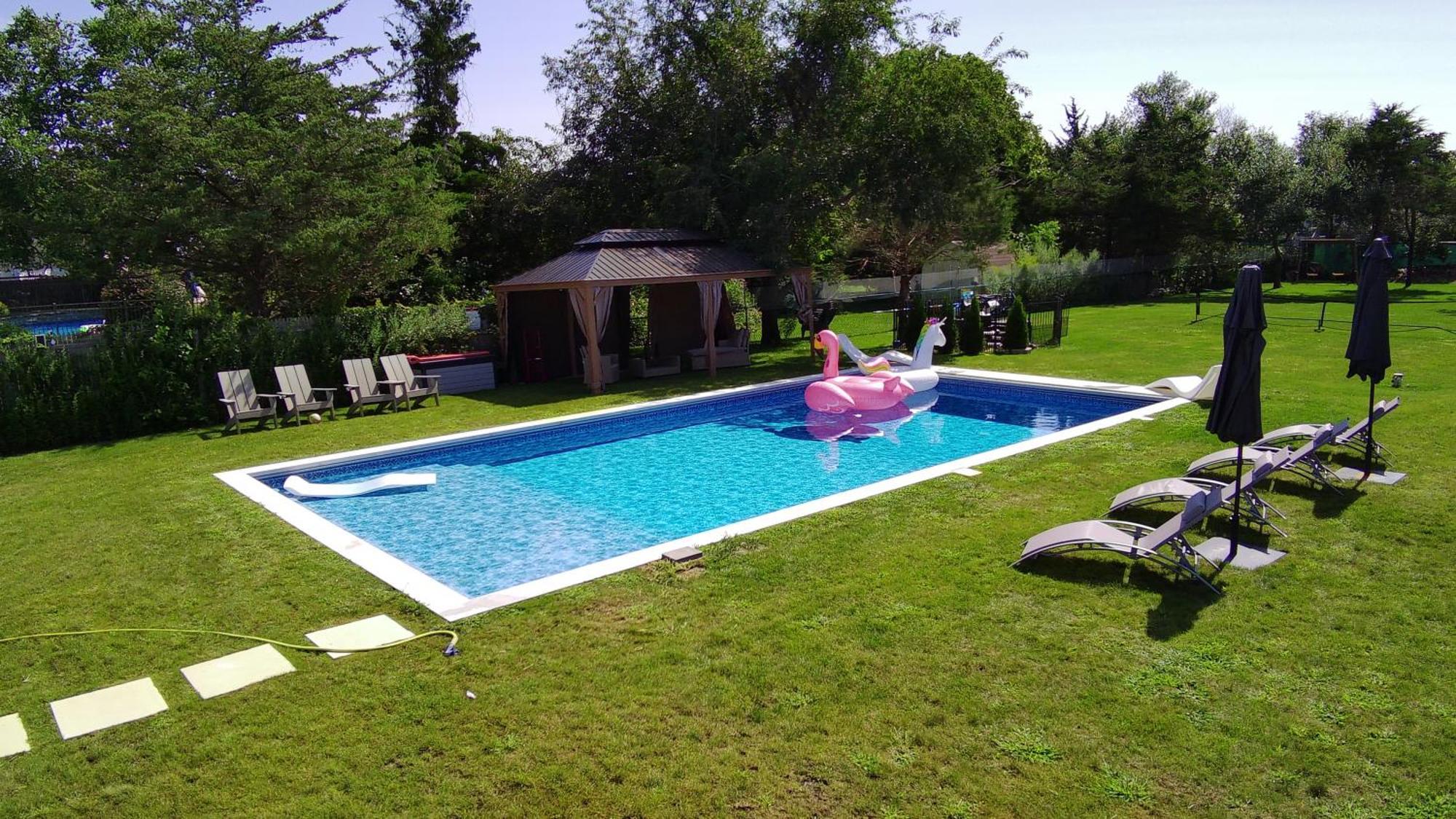 North Fork House For Rent Villa Mattituck Bagian luar foto