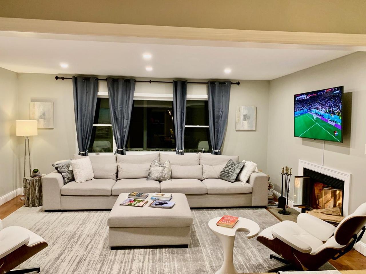 North Fork House For Rent Villa Mattituck Bagian luar foto