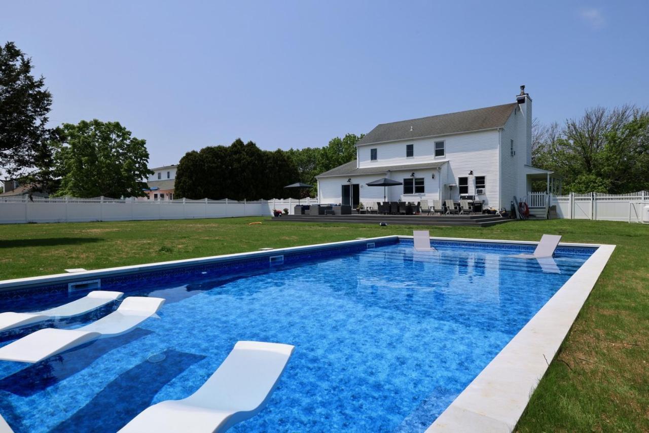 North Fork House For Rent Villa Mattituck Bagian luar foto