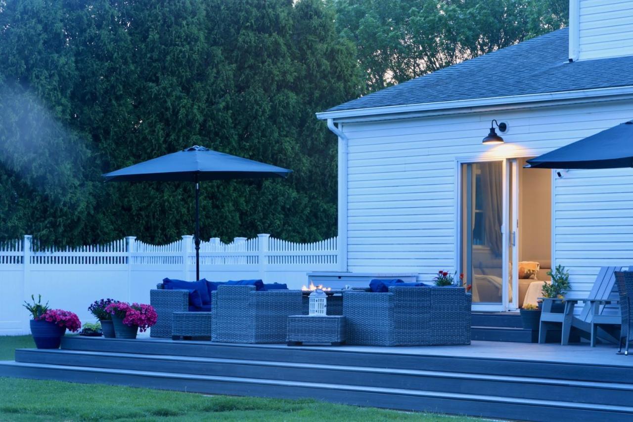 North Fork House For Rent Villa Mattituck Bagian luar foto