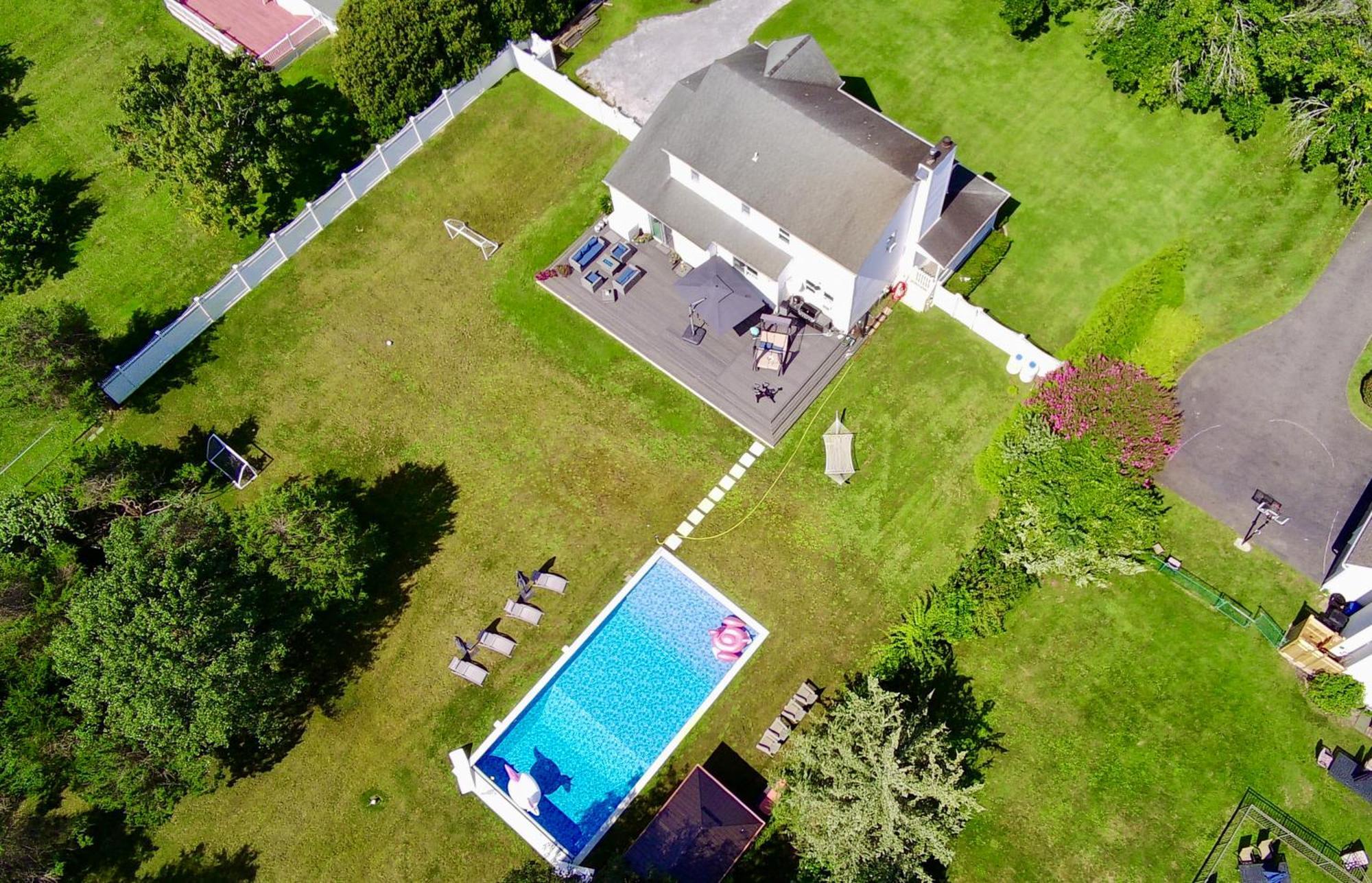North Fork House For Rent Villa Mattituck Bagian luar foto